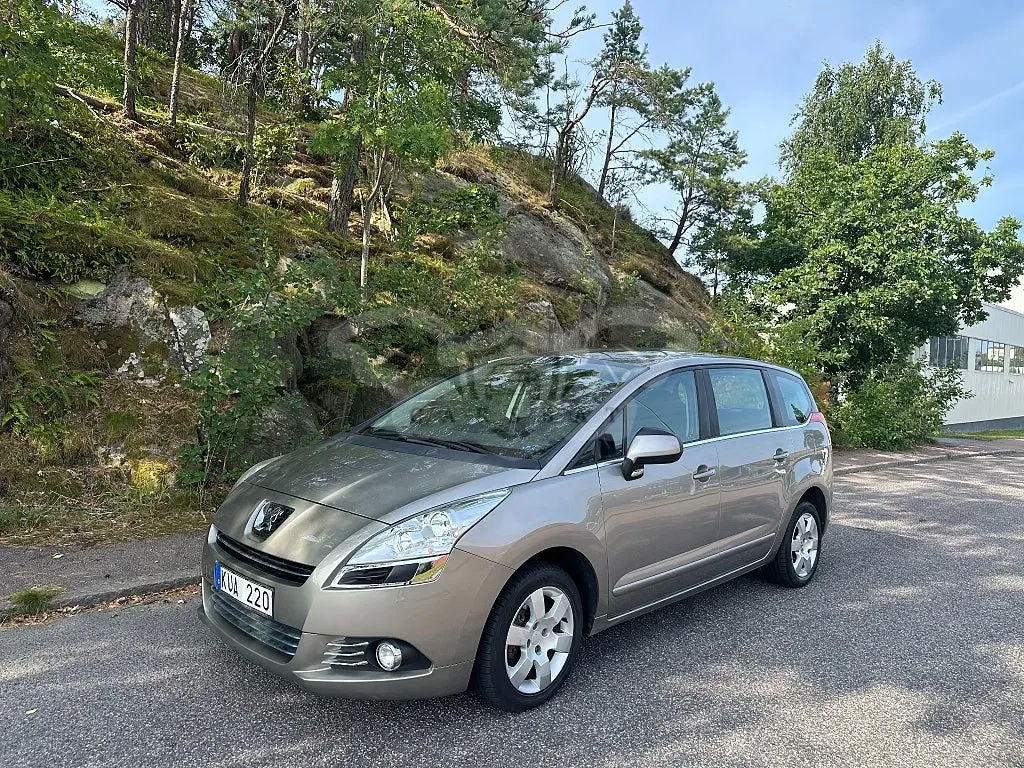 Peugeot 5008 2010
