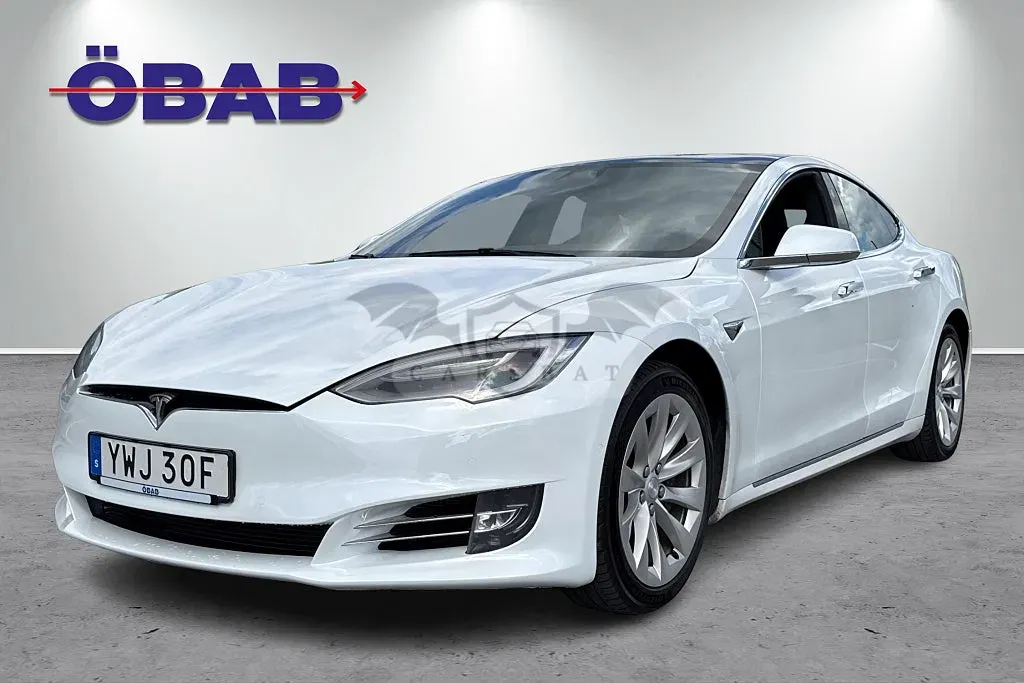 Tesla Model S 2020