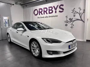 Tesla Model S 2018