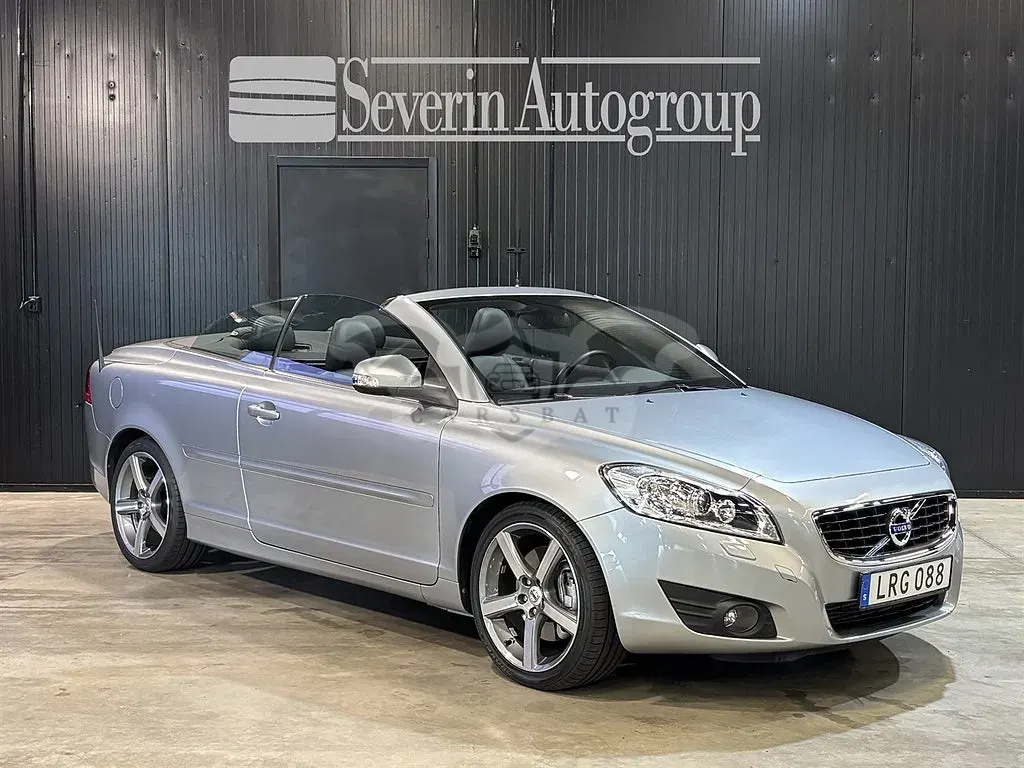 Volvo C70 2011