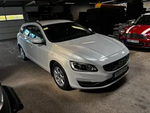 Volvo V60 2016