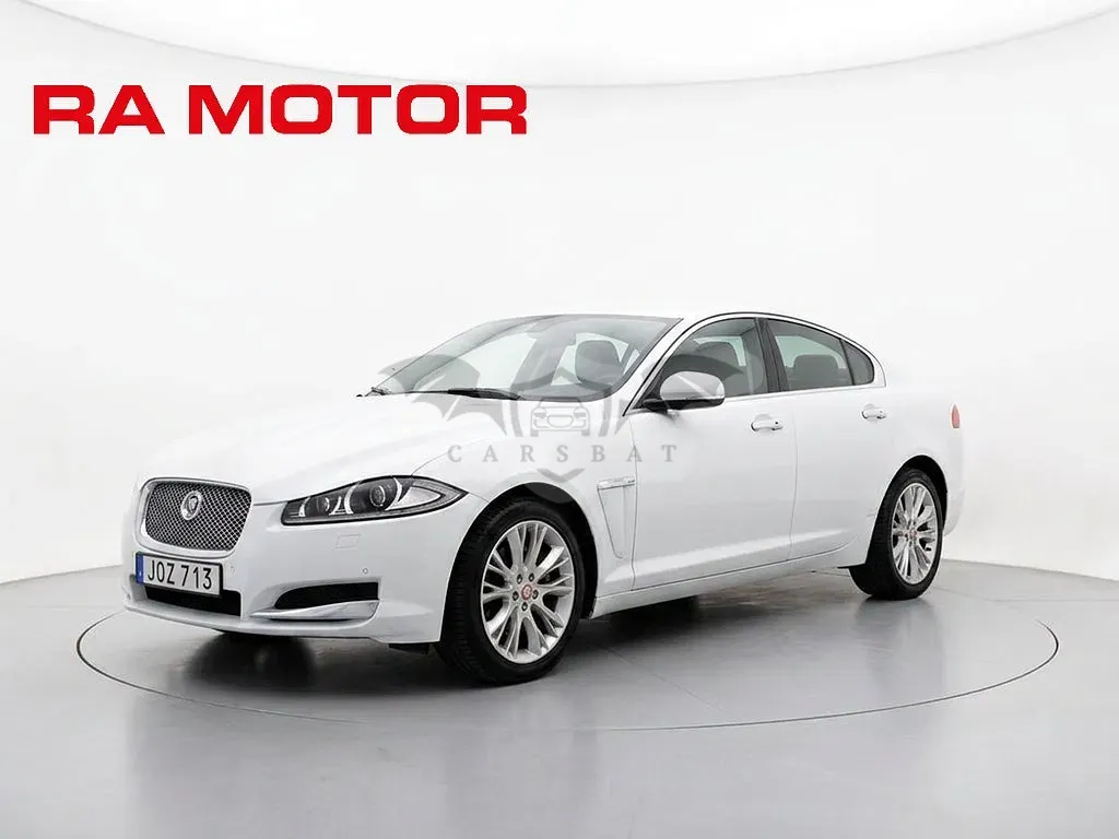 Jaguar XF 2015
