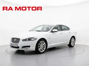 Jaguar XF 2015
