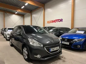 Peugeot 208 2015