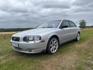 Volvo S80 2004