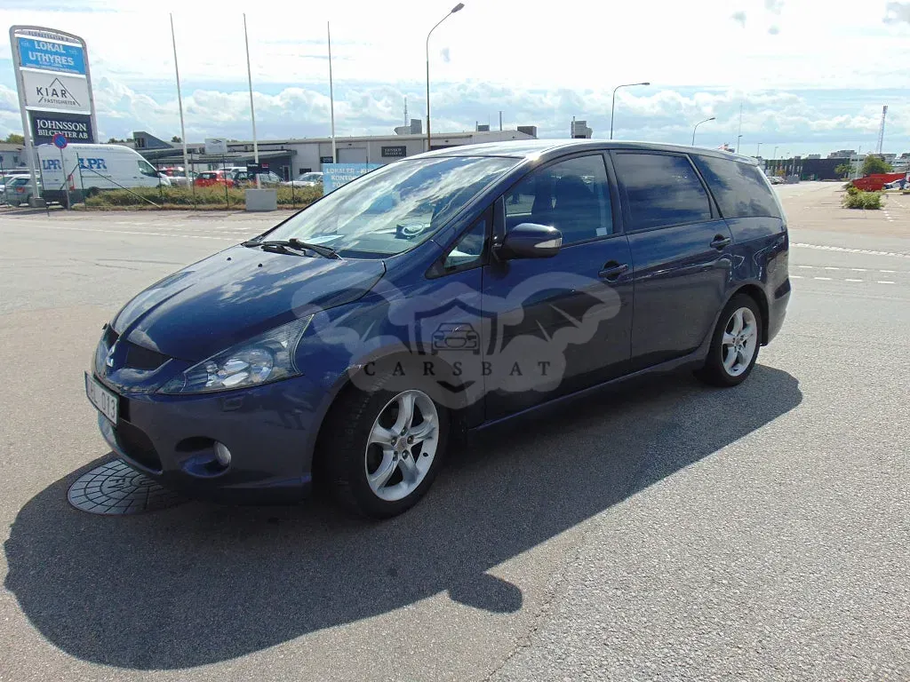 Mitsubishi Grandis 2006