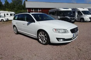 Volvo V70 2015