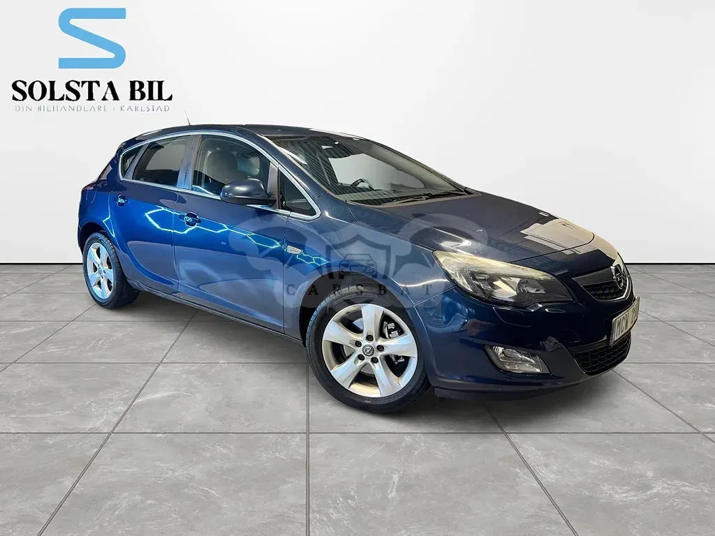 Opel Astra 2012