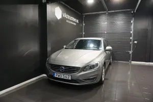 Volvo V60 2015