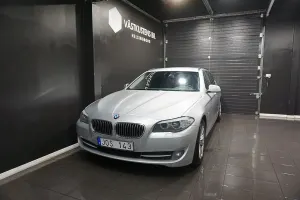 BMW 5 Series 520 2011
