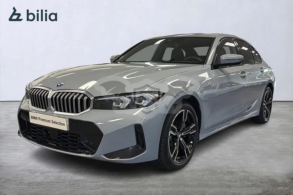BMW 3 Series 330e 2026