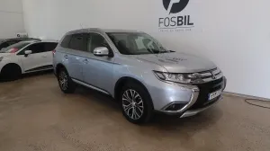 Mitsubishi Outlander 2015