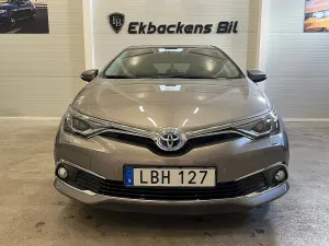 Toyota Auris 2015