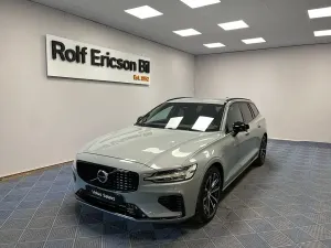 Volvo V60 2025