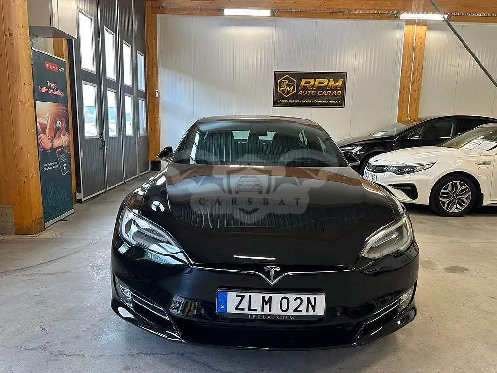 Tesla Model S 2019