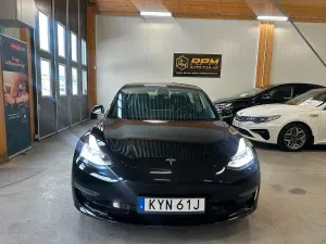 Tesla Model 3 2019