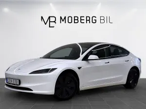 Tesla Model 3 2024