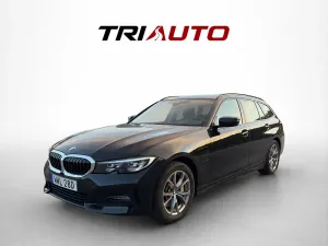 BMW 3 Series 330e 2021