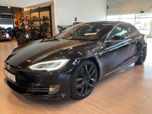 Tesla Model S 2018