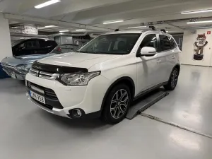 Mitsubishi Outlander 2014