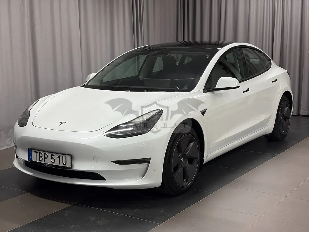 Tesla Model 3 2023