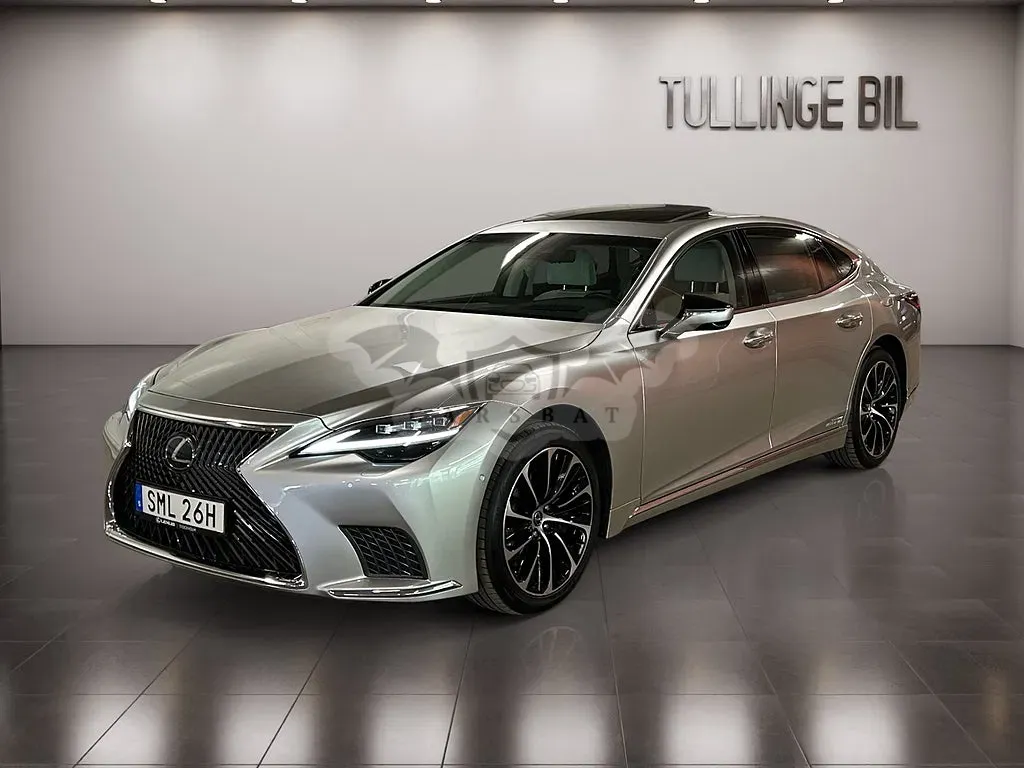 Lexus LS 2022