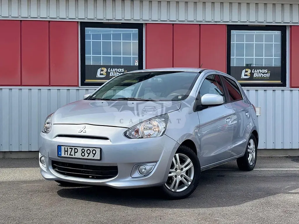 Mitsubishi Space Star 2015