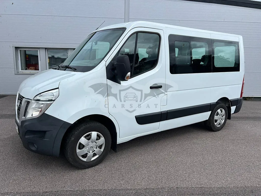 Nissan NV400 2016