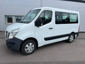 Nissan NV400 2016