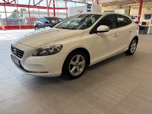 Volvo V40 2014