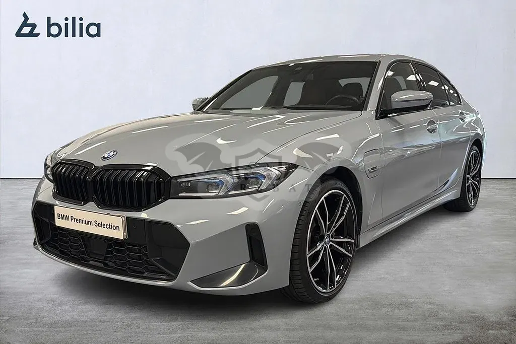 BMW 3 Series 330e 2023