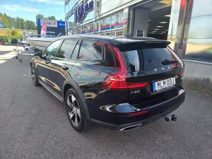 Volvo V60 2021