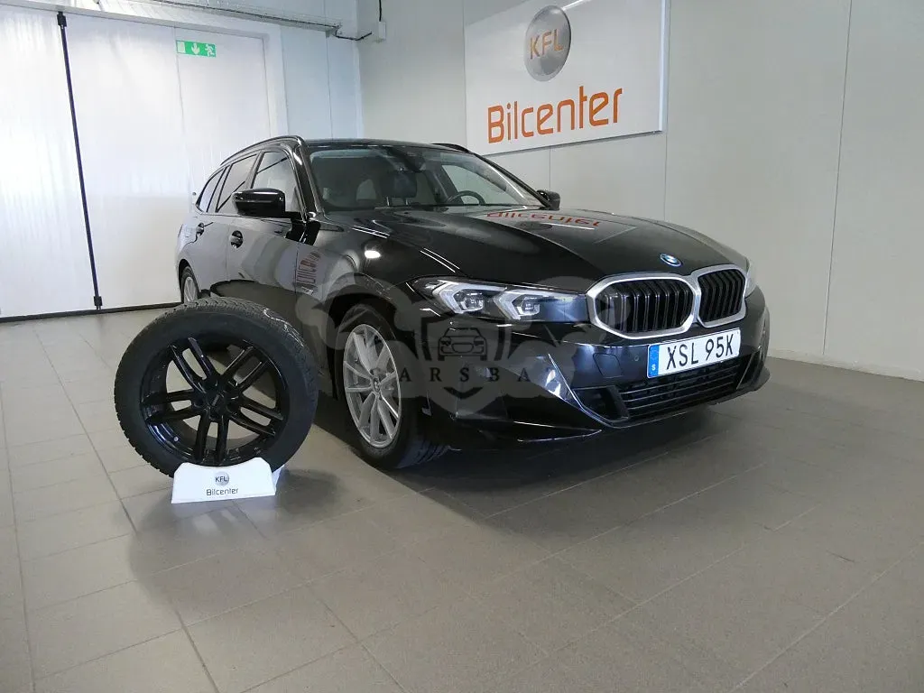 BMW 3 Series 330e 2023