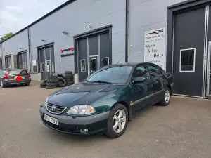 Toyota Avensis 2001