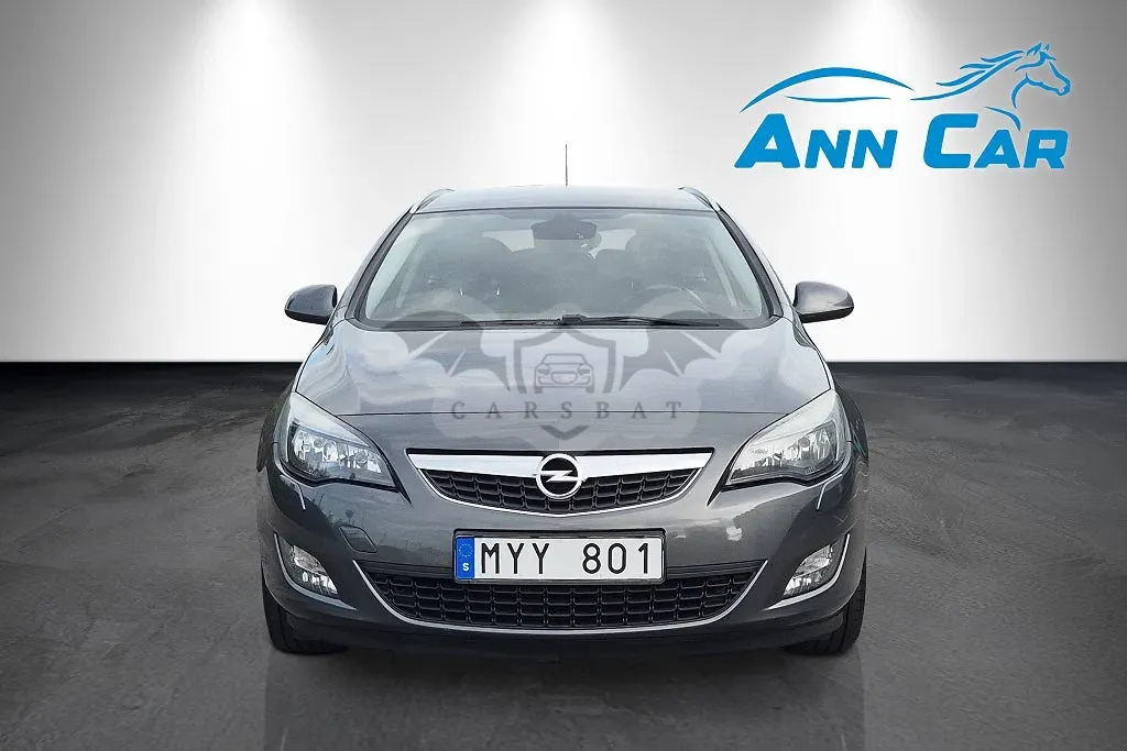 Opel Astra 2012