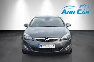 Opel Astra 2012
