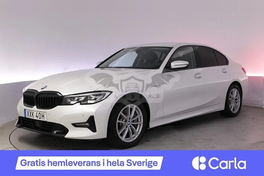 BMW 3 Series 330e 2021