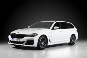 BMW 5 Series 530e 2023