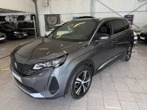 Peugeot 5008 2021