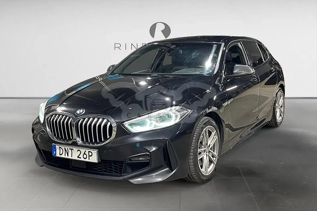 BMW 1 Series 2021