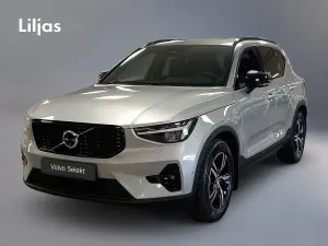 Volvo XC40 2025