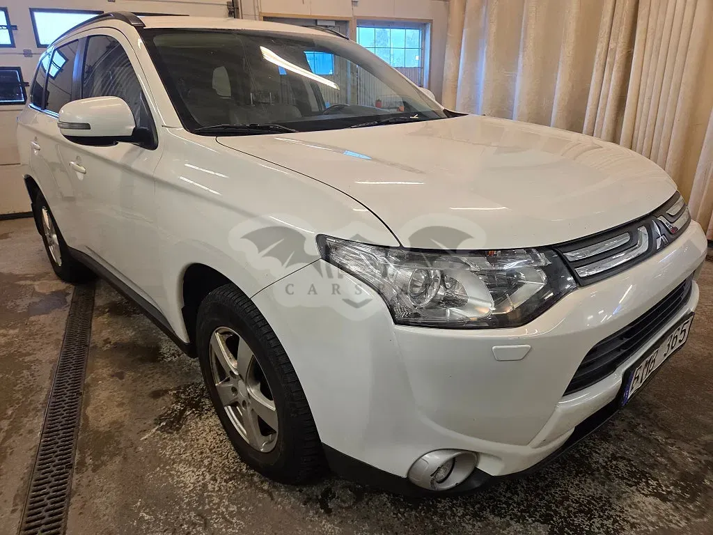 Mitsubishi Outlander 2013