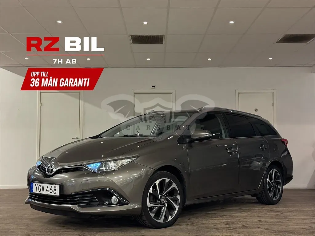Toyota Auris 2016