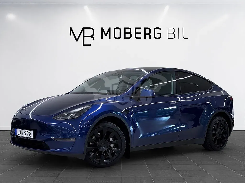 Tesla Model Y 2024