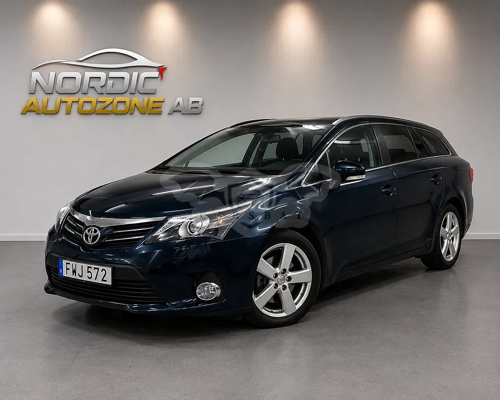 Toyota Avensis 2015