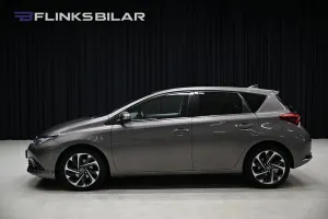 Toyota Auris 2016