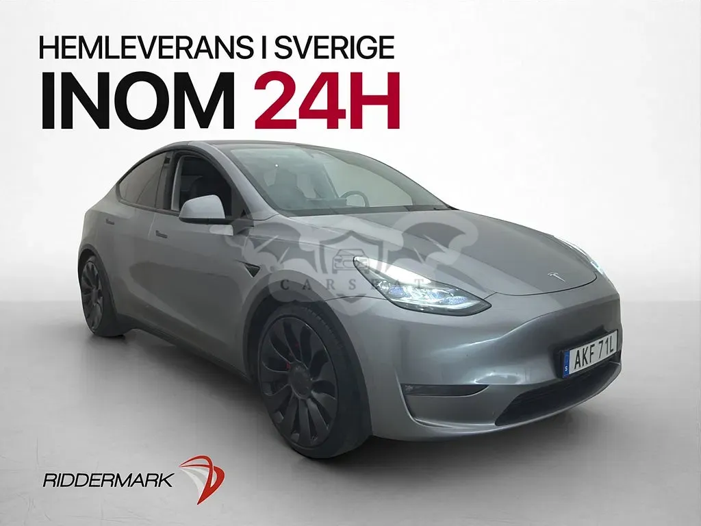 Tesla Model Y 2024