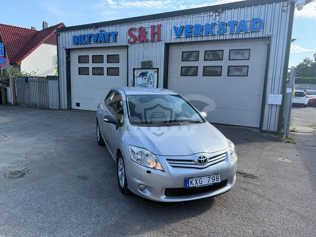 Toyota Auris 2010
