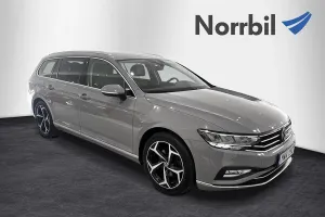 Volkswagen Passat 2023