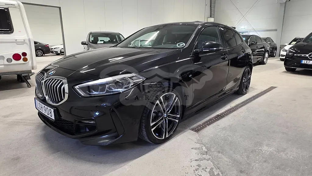 BMW 1 Series 118i 2021